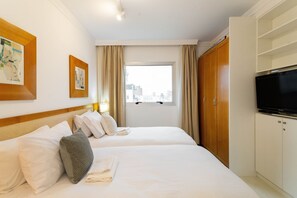 Apartment | 1 bedroom, in-room safe, iron/ironing board, free WiFi - Flat Oscar Freire 1604 (São Paulo)