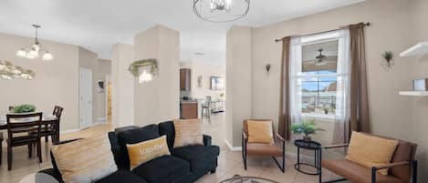 Een smart-tv en tafelvoetbal