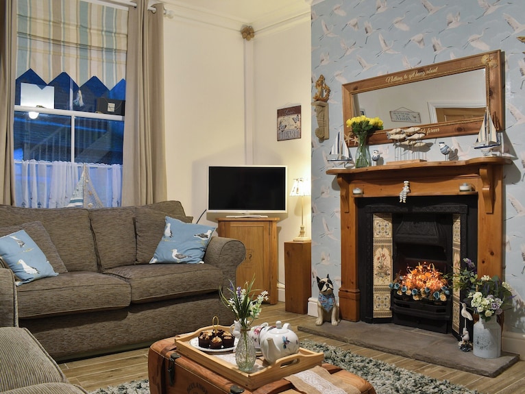 A Romantic Escape In The Heart Of Whitby. - Sandsend