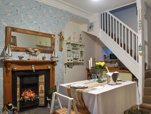 Dining - A romantic escape in the heart of Whitby. (Whitby)