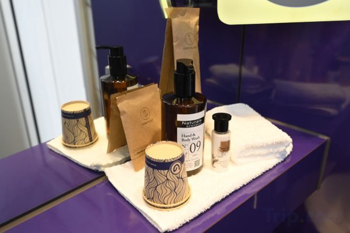 Bathroom amenities