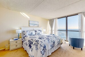 2 多间卧室、熨斗/熨衣板、上网接入、床单