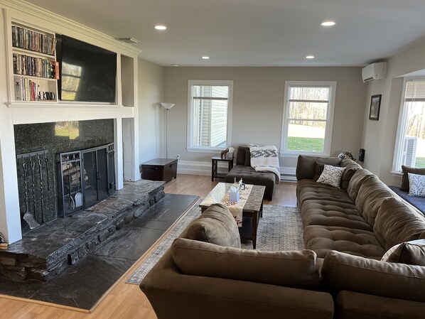 Smart TV - In ground Pool with unbeatable views, ASV (Otego)