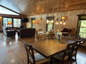 Interior - Lonestar - New build, stunning lake views, near CDP (Milford)
