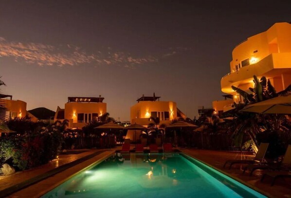 Piscina a l'aire lliure 