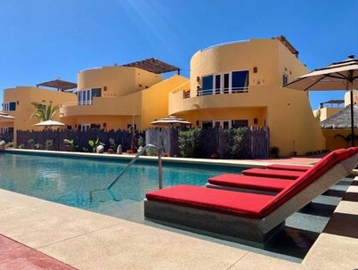 3B Cerritos Beach Condo, Lrg Pool, Baja Sur