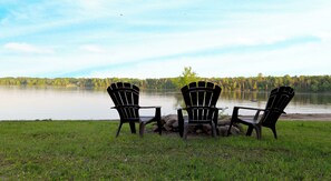 Property grounds - The Riverside Oasis Cottage (Chapeau)