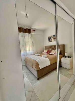 1 bedroom, iron/ironing board, WiFi, bed sheets - Cozy place near to airport (Porto Rafti)