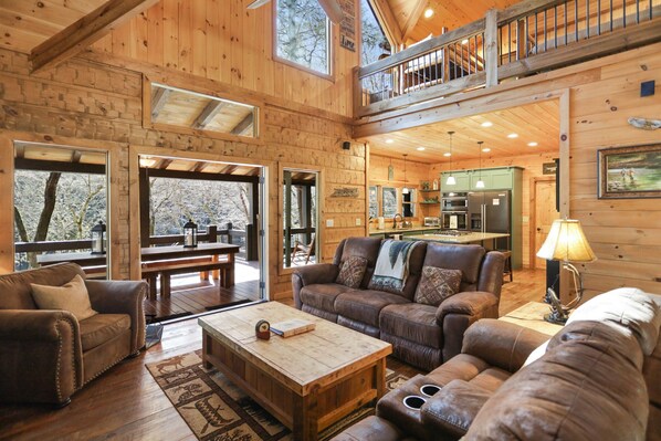 スマートテレビ、暖炉