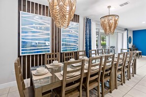 Dining - Arcades, Hot Air Balloon Bed, Pool Table, 10 Mins to Disney: Wonderful Worlds (Kissimmee)