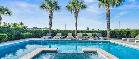 Beheizter Pool