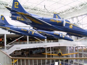 Unclassified image, 5 of 40, button