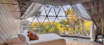 Ukiyo-Glamping Dome+Hot Tub