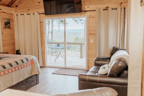 Bluff view cabin