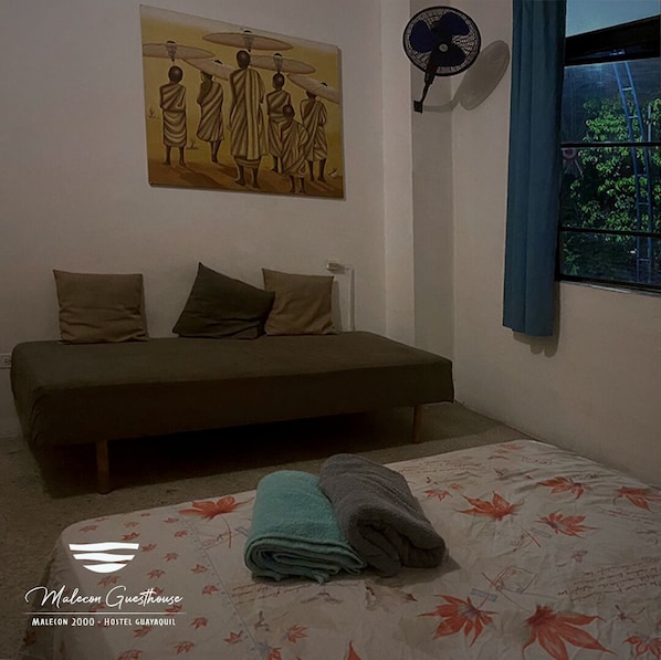 Coffres-forts dans les chambres, Wi-Fi gratuit