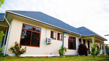 Perushuone | Ulkopuoli