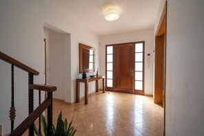 Interior - Villa Victoria Paradise (Cala en Blanes)