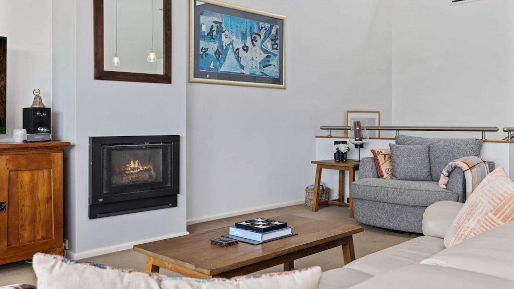 Stockyards 1 With Uninterrupted Mountain And Lake Views - Jindabyne