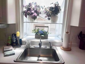 Interior - The Pub House (Berlin)