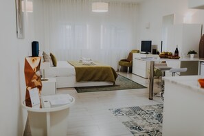 1 bedroom, iron/ironing board, free WiFi, bed sheets - Apartamentos Sol & Ria (Olhão)