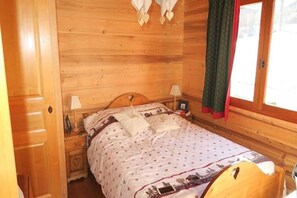 3 Schlafzimmer, Bügeleisen/Bügelbrett, Bettwäsche