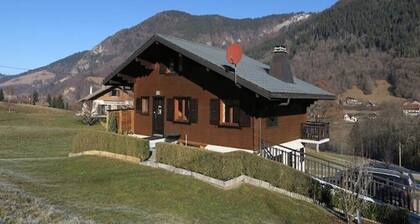 VACHERESSE Chalet entre Lac Leman et stations de skis Portes du Soleil