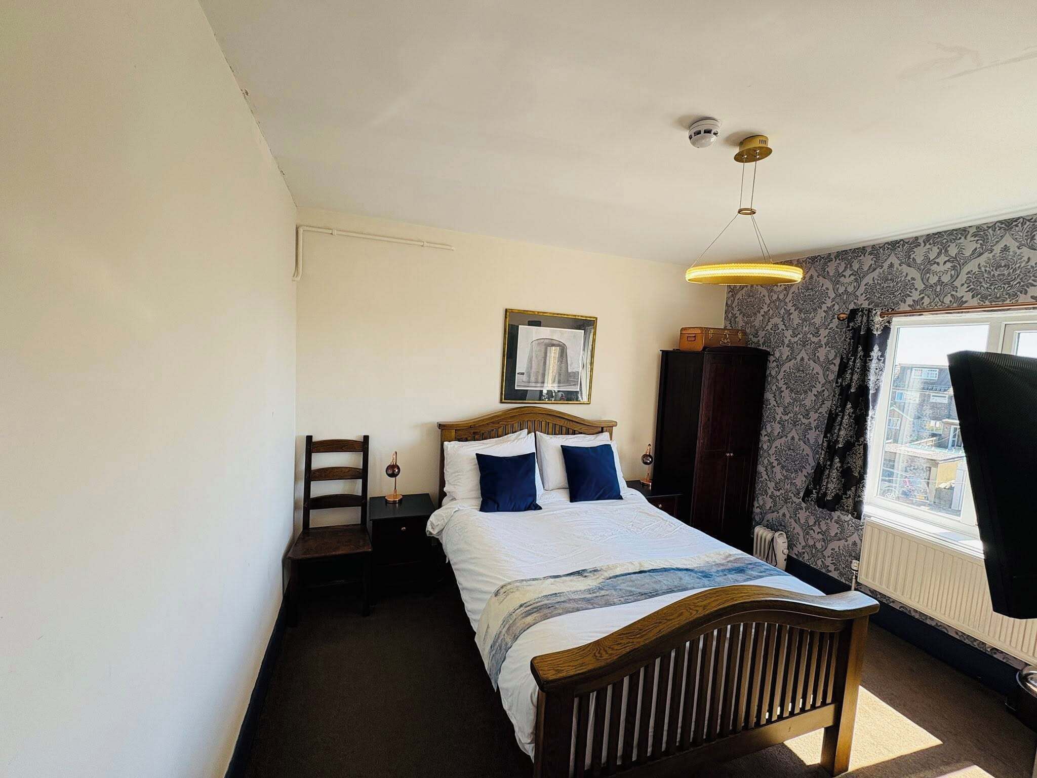 Classic Double Room | Free WiFi