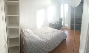 2 chambres, fer et planche Ă repasser, Wi-Fi gratuit, draps fournis
