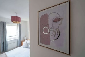 2 chambres, fer et planche à repasser, Wi-Fi gratuit, draps fournis