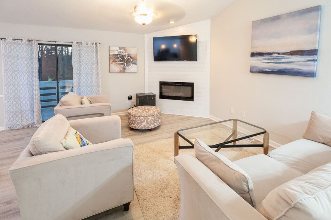 Charming Condo By Lake Hartwell