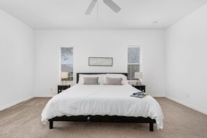 3 bedrooms, iron/ironing board, free WiFi, bed sheets