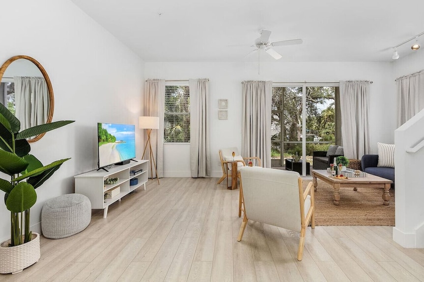 Hideaway At Hidden Palms Cove - Fort Myers Beach, FL