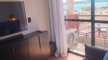 Exclusive Apartment | Living area