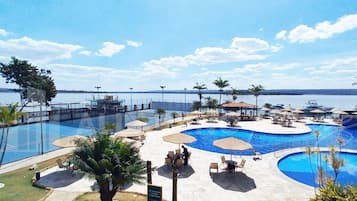 3 outdoor pools, a heated pool