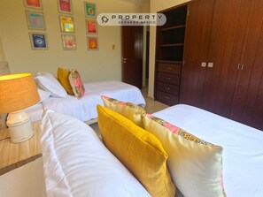 2 habitaciones, wifi gratis y ropa de cama 