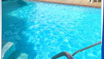 Udendørs pool