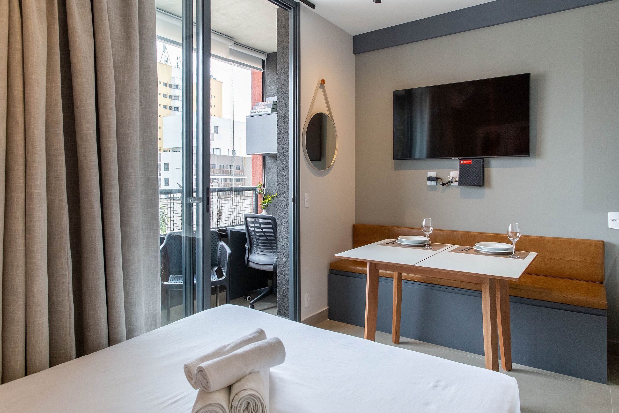 Apartamento 1404 | Hypo-allergenic bedding, desk, laptop workspace, free WiFi