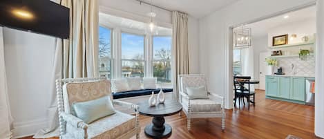 Premium Suite, 1 Bedroom | 2 bedrooms, Egyptian cotton sheets, premium bedding