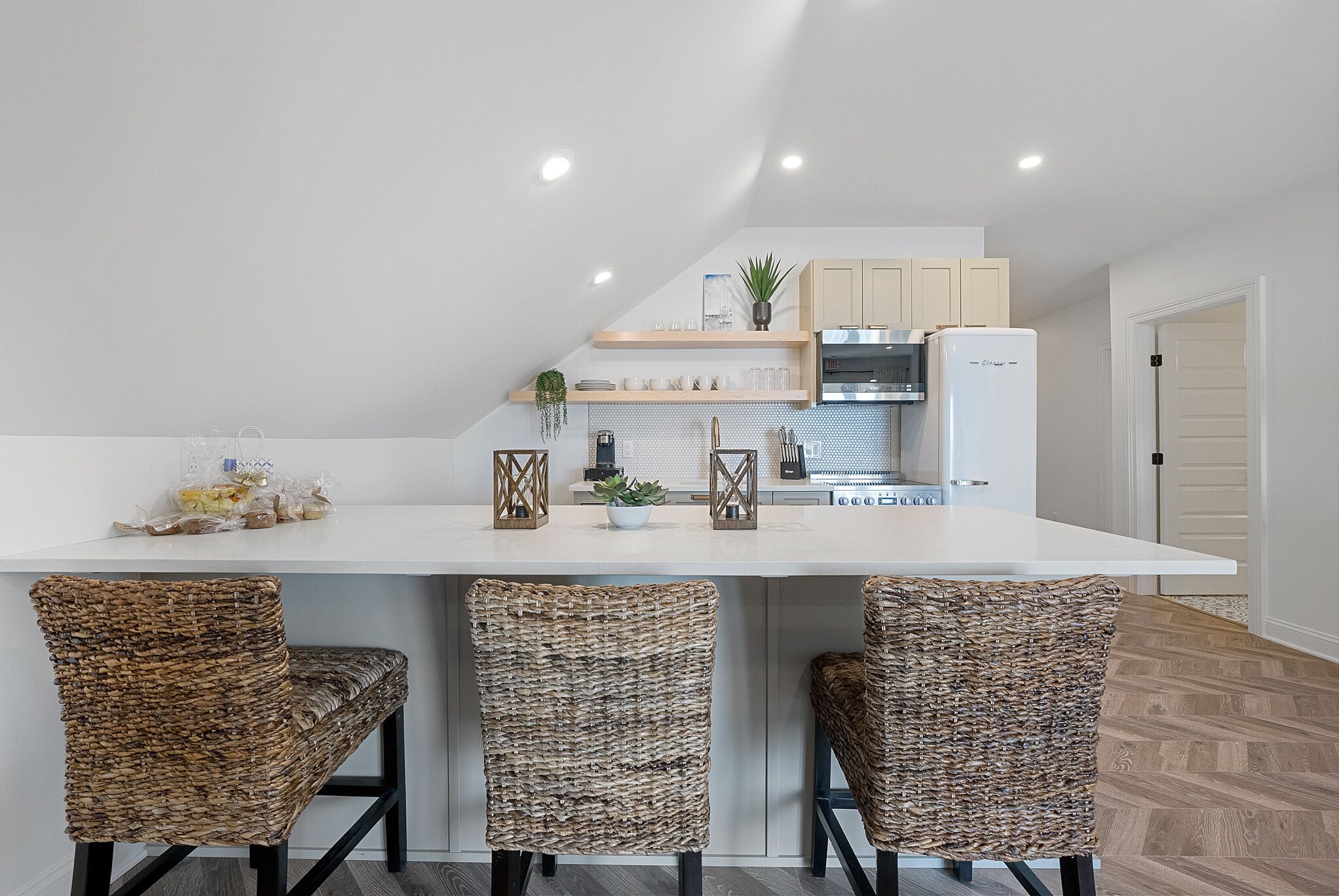 시그니처 스위트, 침실 4개 | 전용 주방 | 대용량 냉장고, 전자레인지, 오븐, 쿡탑