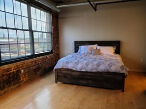 2 間睡房、熨斗/熨衫板、Wi-Fi、床單