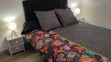 1 slaapkamer, reisbedje, gratis wifi, beddengoed