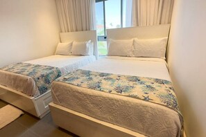 3 bedrooms, desk, iron/ironing board, WiFi