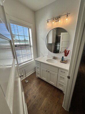 Towels, toilet paper