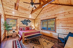 8 Schlafzimmer, Schreibtisch, Reisekinderbett, kostenloses WLAN