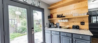 Pet-Friendly Getaway with Patio & Winery Access