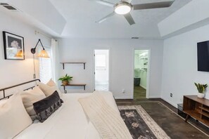 3 makuuhuonetta, silitysrauta/-lauta, vauvan matkasänky, ilmainen Wi-Fi