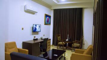 Presidential Suite | Living area