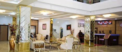 로비 좌석 공간