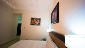Premium Room | 1 bedroom, in-room safe, blackout curtains, soundproofing