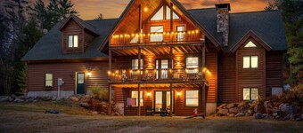 Sleeps 20 | Hot Tub | Game Room | Fire Pit |4500SF